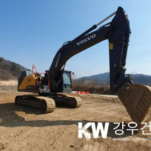 주식회사 강우건설 볼보 텐 굴삭기_1
