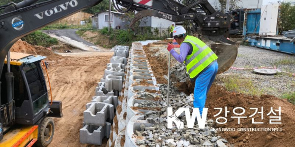 김천시 덕곡동 이화마을 옆 도로개선공사_5