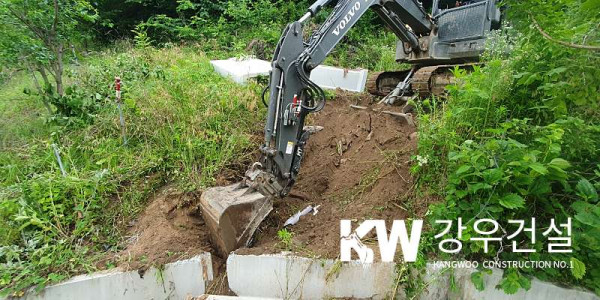 김천시 지례면 교1리 부자가든 뒤 배수로 정비공사_4